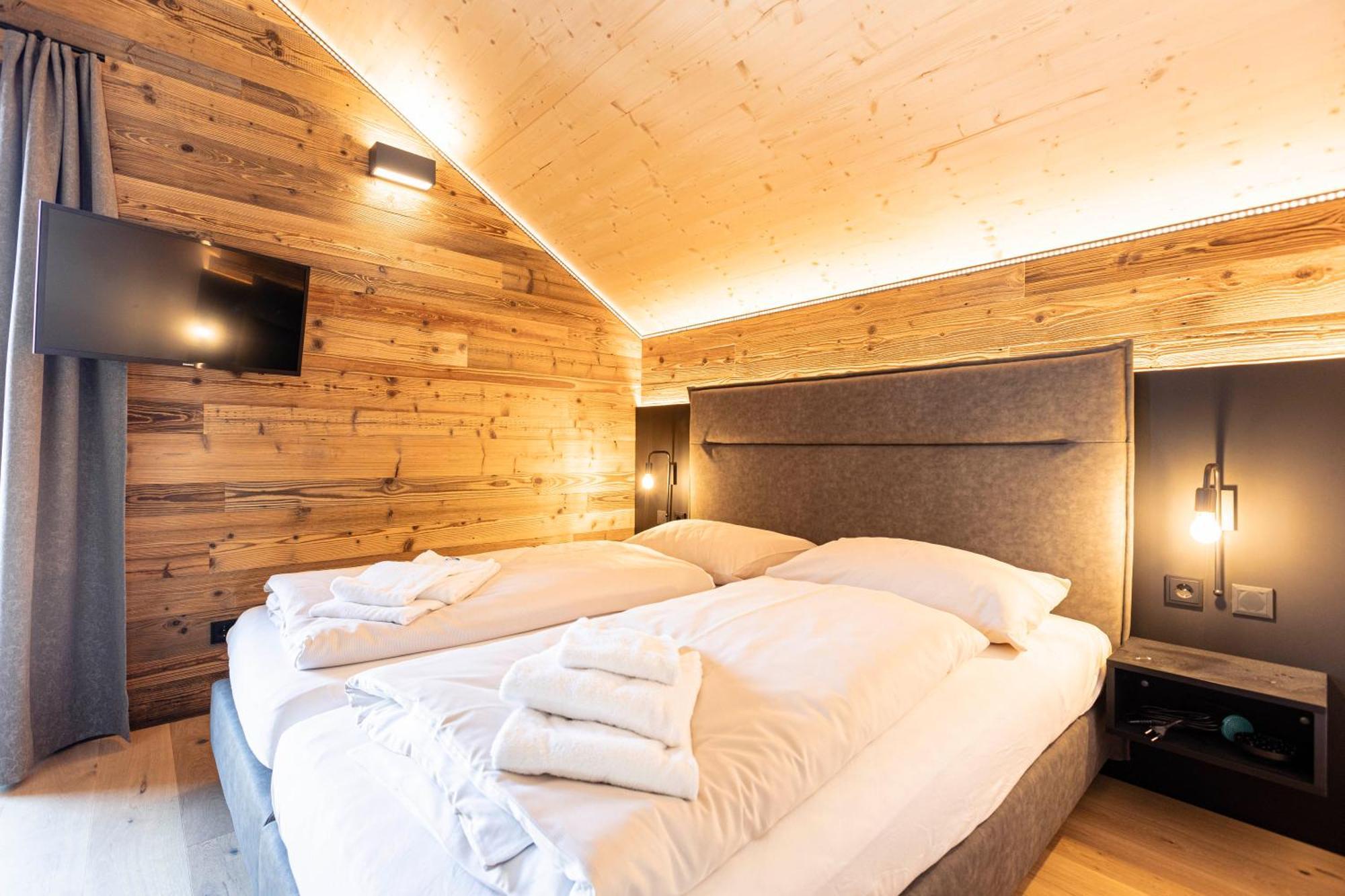 Kreischberg Pool Villas & Penthouses By Alps Resorts ザンクト・ローレンツェン・オプ・ムーラウ エクステリア 写真