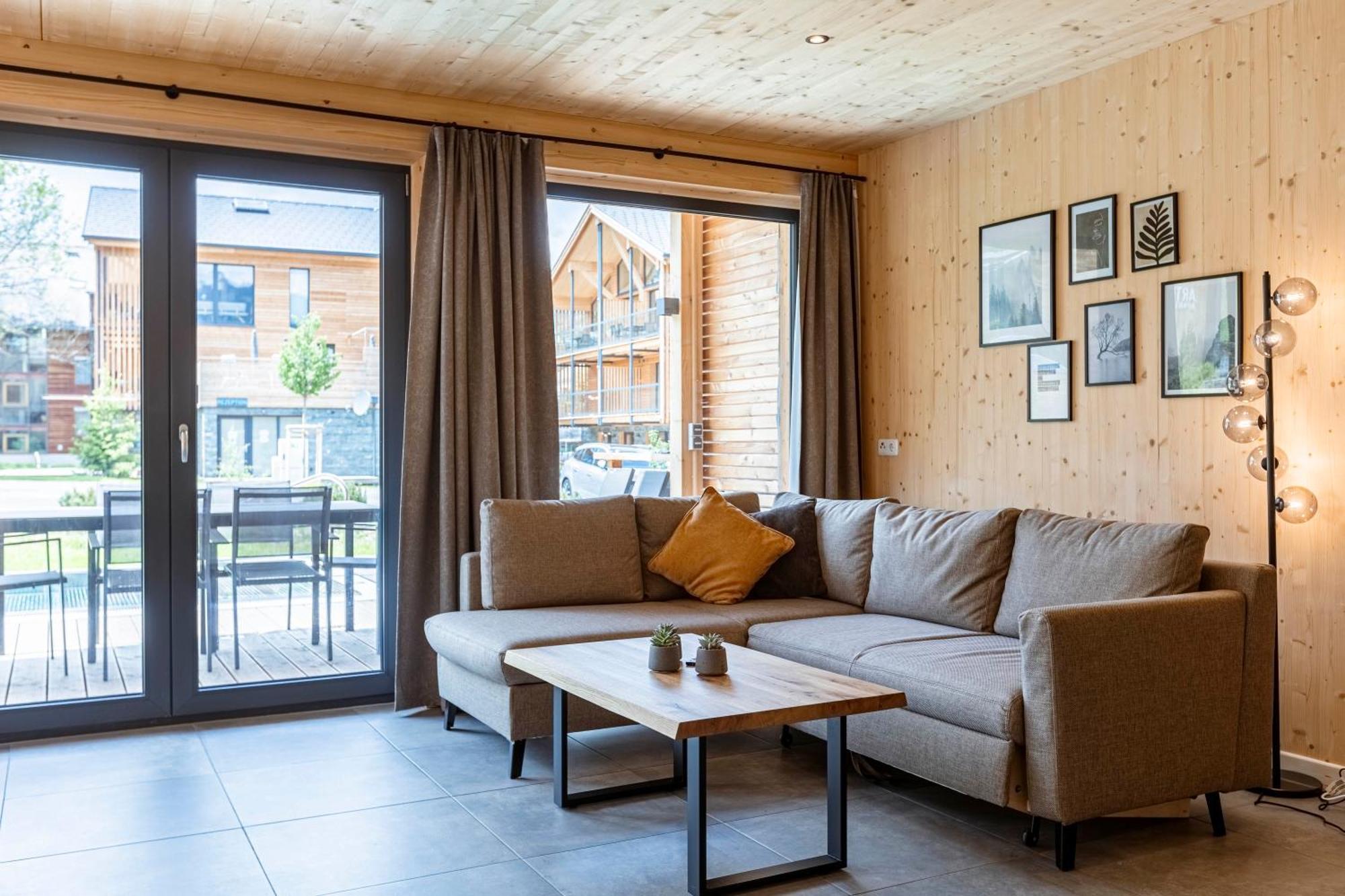 Kreischberg Pool Villas & Penthouses By Alps Resorts ザンクト・ローレンツェン・オプ・ムーラウ エクステリア 写真