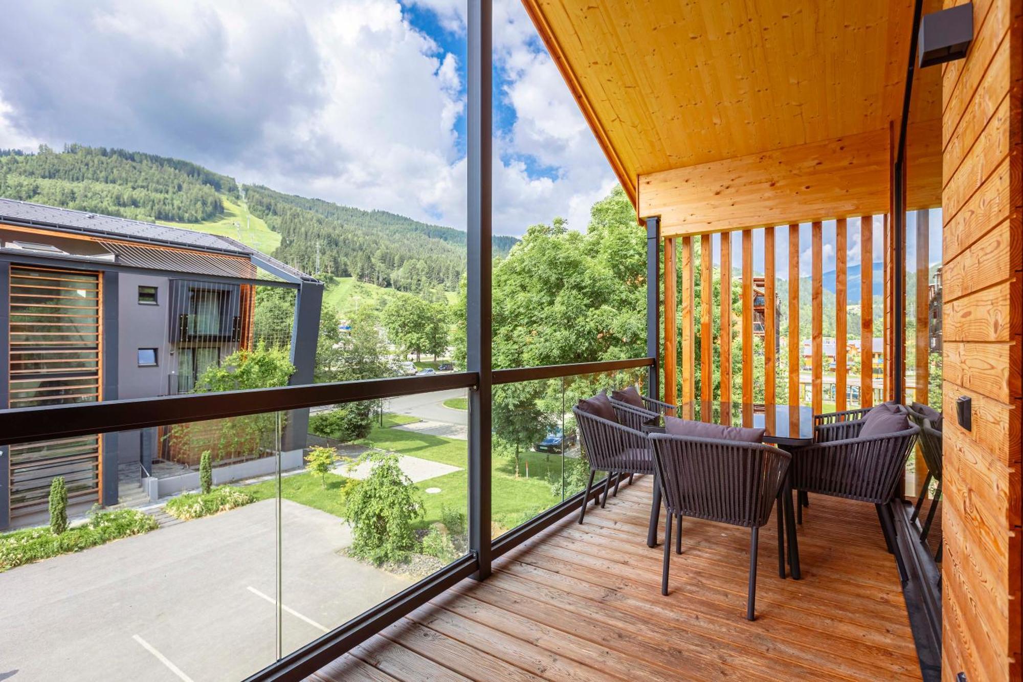 Kreischberg Pool Villas & Penthouses By Alps Resorts ザンクト・ローレンツェン・オプ・ムーラウ エクステリア 写真