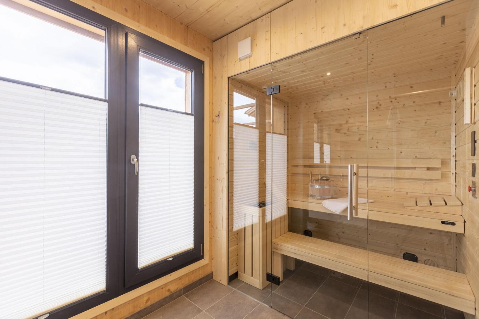 Kreischberg Pool Villas & Penthouses By Alps Resorts ザンクト・ローレンツェン・オプ・ムーラウ エクステリア 写真